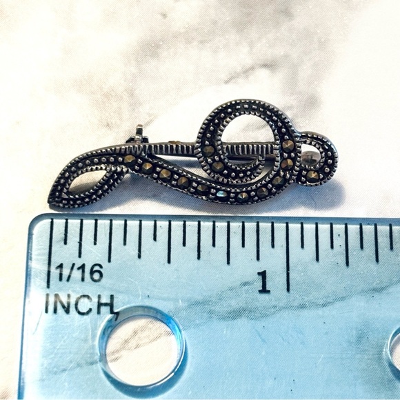 Sterling Silver 925 Marcasite Gemstone Treble Clef Music Note Brooch Pin Jewelry - Picture 3 of 4